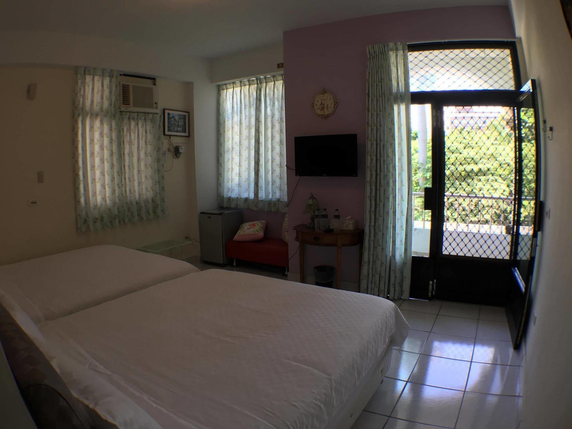 הואליין סיטי Zizai Garden Bed And Breakfast מראה חיצוני תמונה
